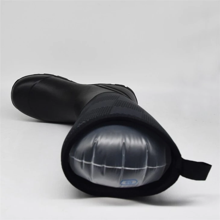Women's Insulated Neoprene Boots